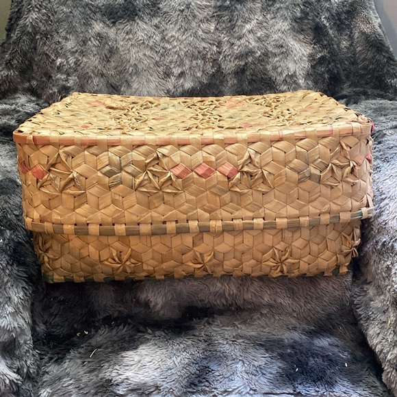 2 Handwoven Natural and Pink Storage Baskets - Picture 7 of 16